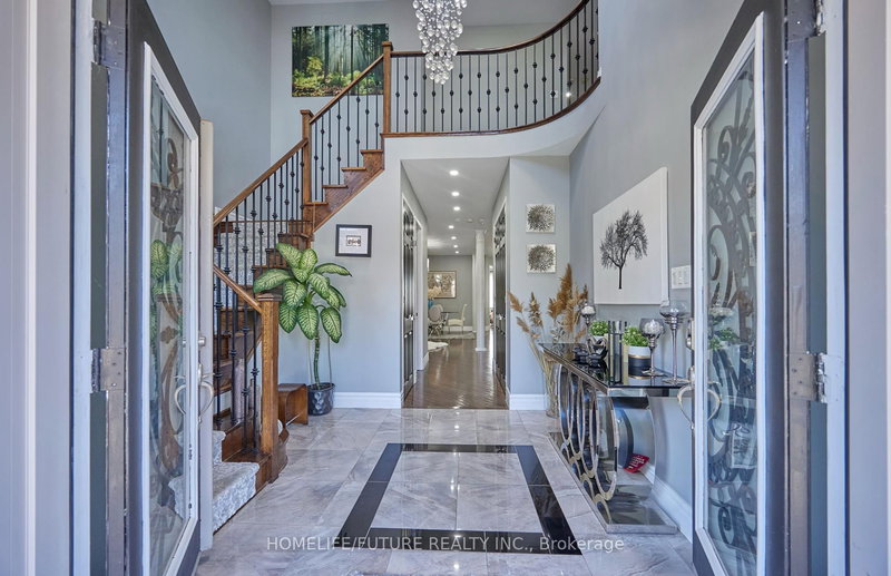 2549 Snow Knight Dr, Oshawa, L1L 0K2 | Image 2