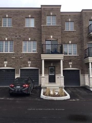 Townhouse leased at 64 Ferris Square, Clarington, Ontario, L1E 0J2 - Courtice - MLS: E12303767