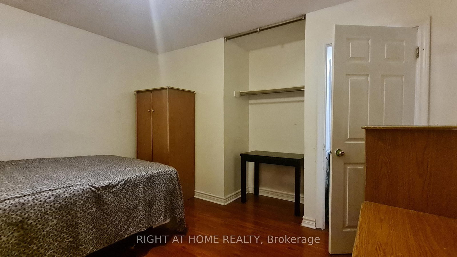 Semi-Detached House for lease at UPPER-55 Littleleaf Drive, Toronto, Ontario, M1B 1Y7 - Malvern - MLS: E12303936