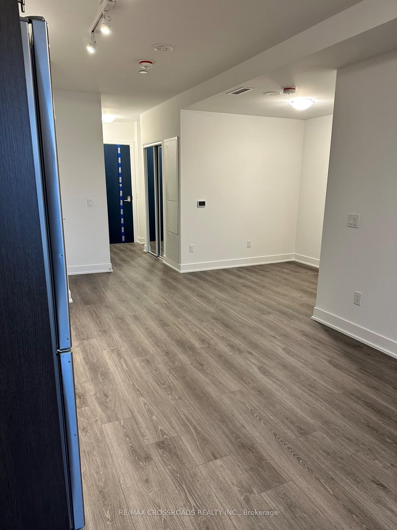 223 - 2545 Simcoe St N, Oshawa, L1L 0W3 | Image 3