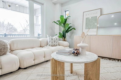 548 Glebeholme Boulevard — more photos