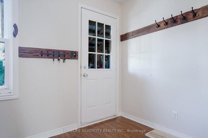 283 Park Rd S, Oshawa, L1J 4H4 | Image 3