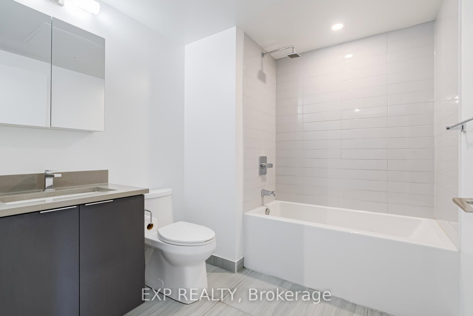2033 Kennedy Road, Unit 907 - Photo 10
