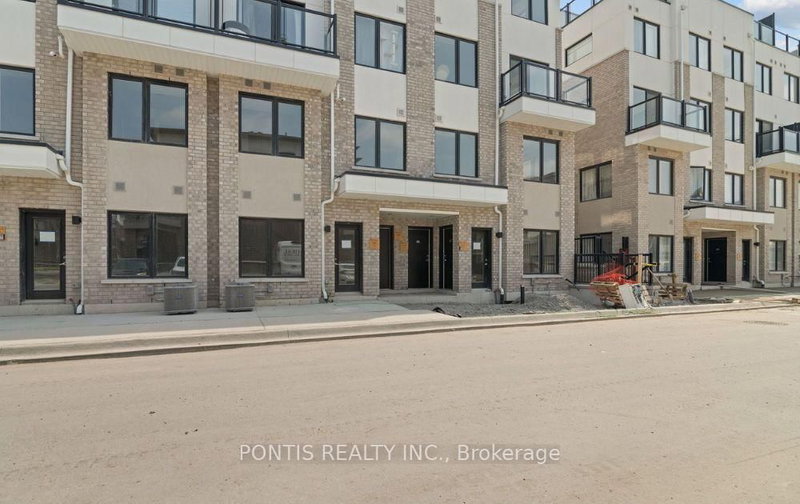 220 - 1695 Dersan St, Pickering, L1V 2P8 | Image 2