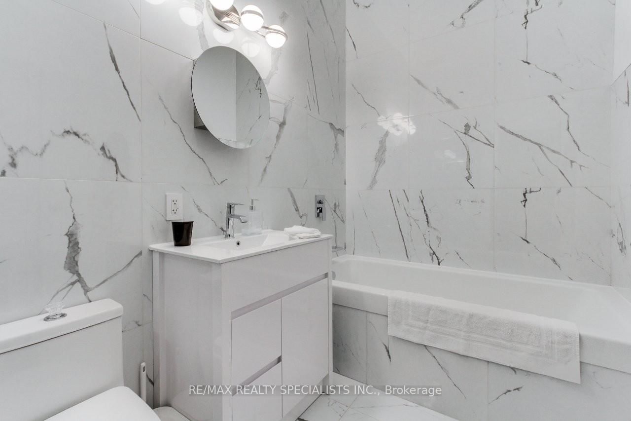 Listing Image 27