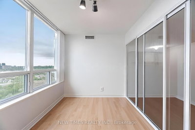 Unit 529 — 68 Corporate Drive — photo 4