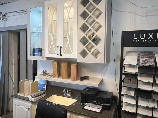 1940 Ellesmere Road, Unit 5 - Photo 19