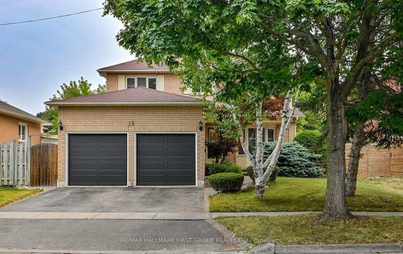 15 Ribblesdale Dr, Whitby, L1N 6Z3 | Image 3