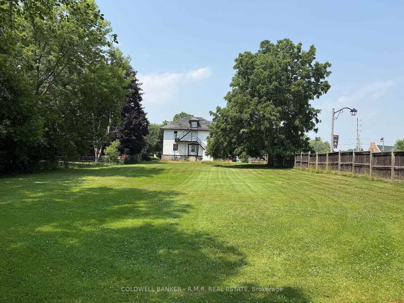 5 Vipond Rd W, Whitby, L1M 1B3 | Image 2