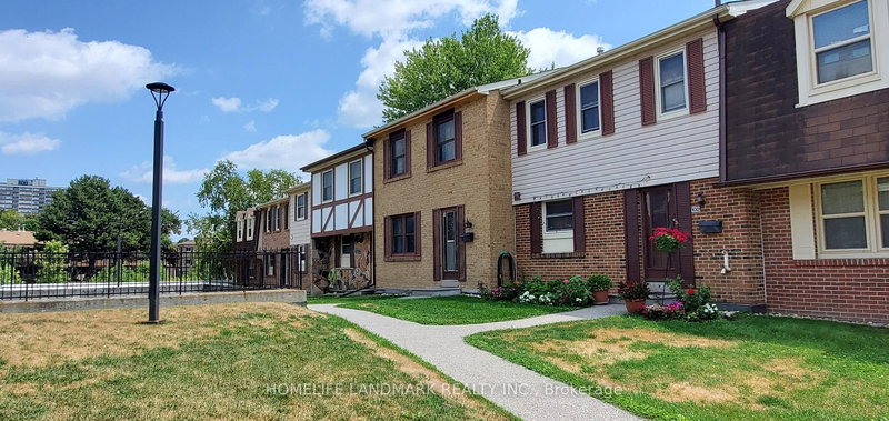 102 - 91 L'Amoreaux Dr S, Toronto, M1W 2J8 | Image 2