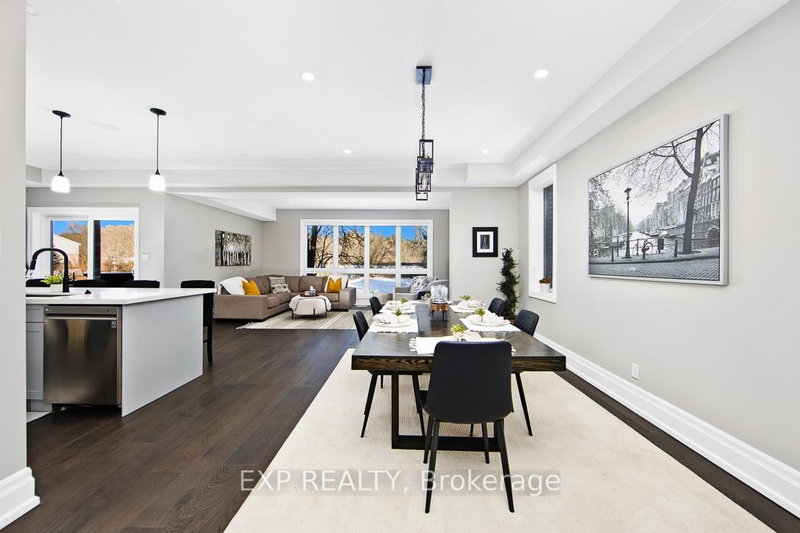 363 Rosebank Rd, Pickering, L1W 2N3 | Image 3