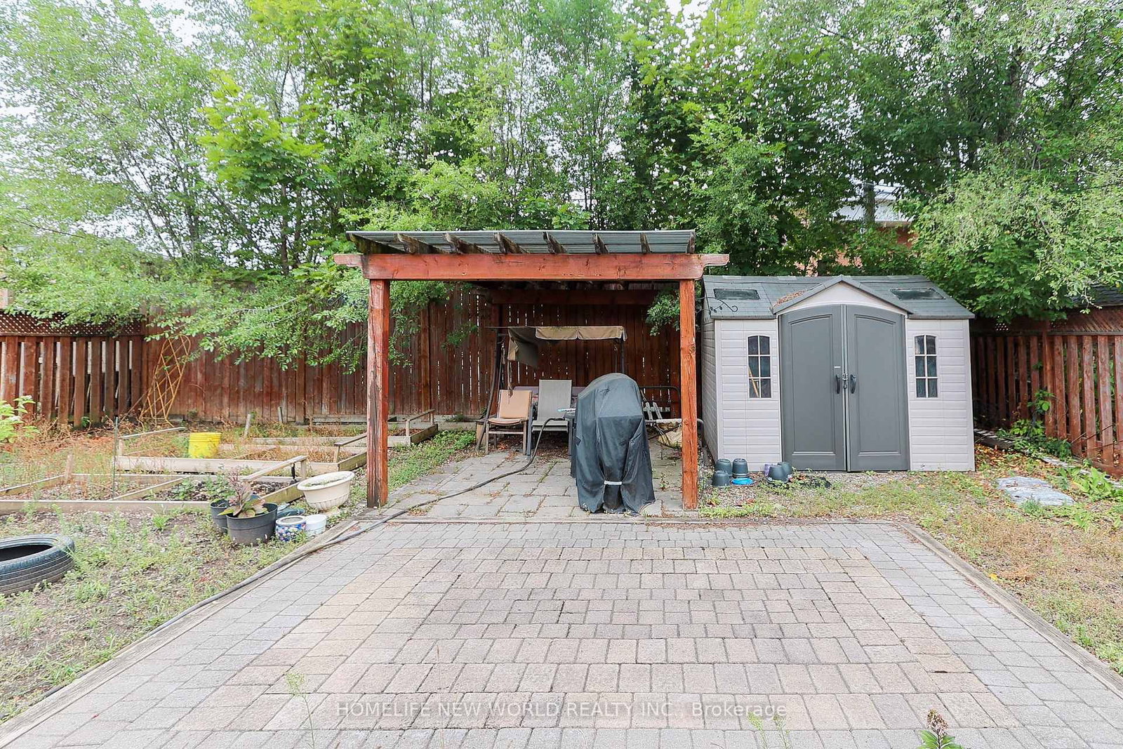 Listing Image 9