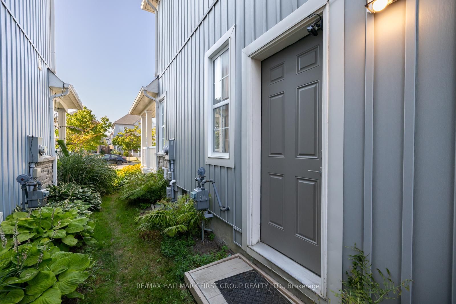 Listing Image 40