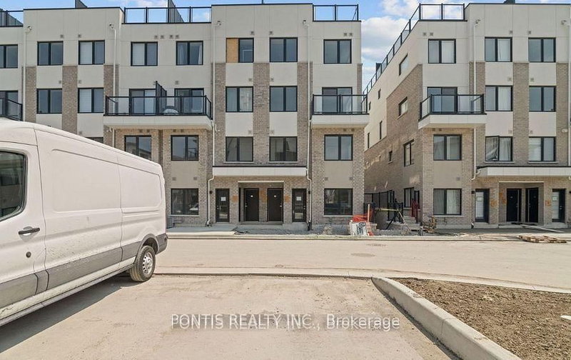 220 - 1695 Dersan St, Pickering, L1V 2P8 | Image 2