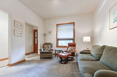 43 Eaton Avenue — photo 4