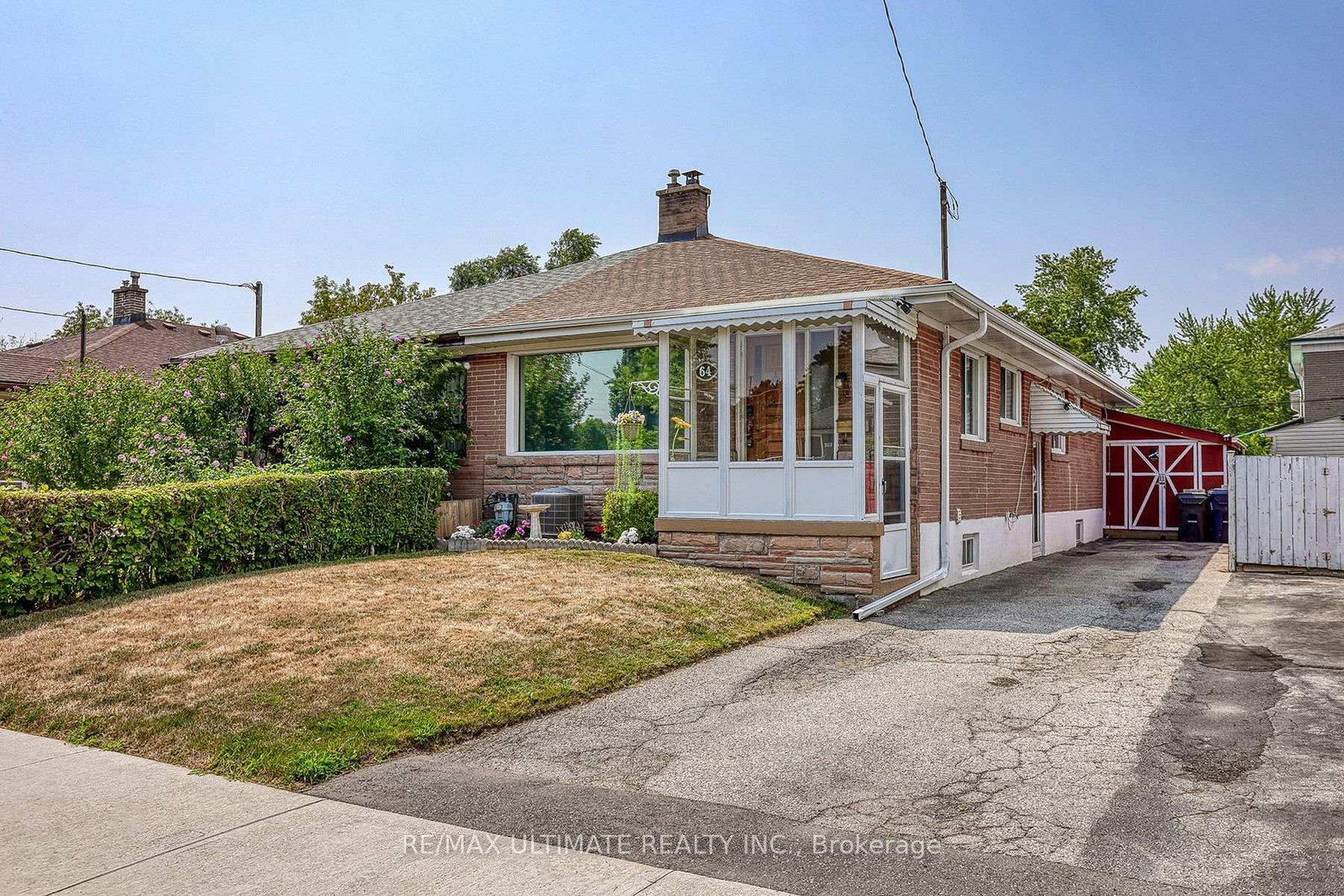 Listing photo 2