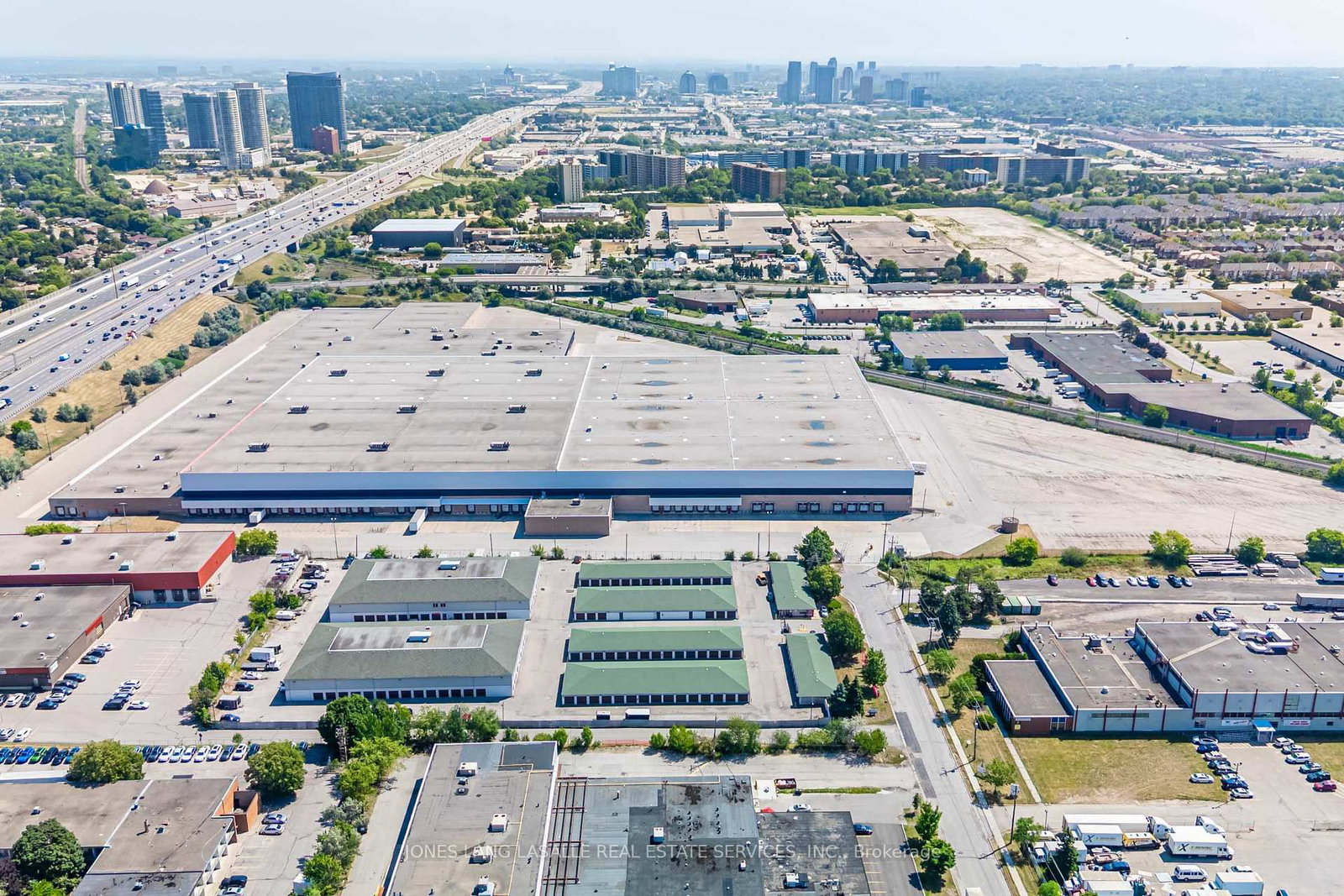 100 Metropolitan Road - Photo 4