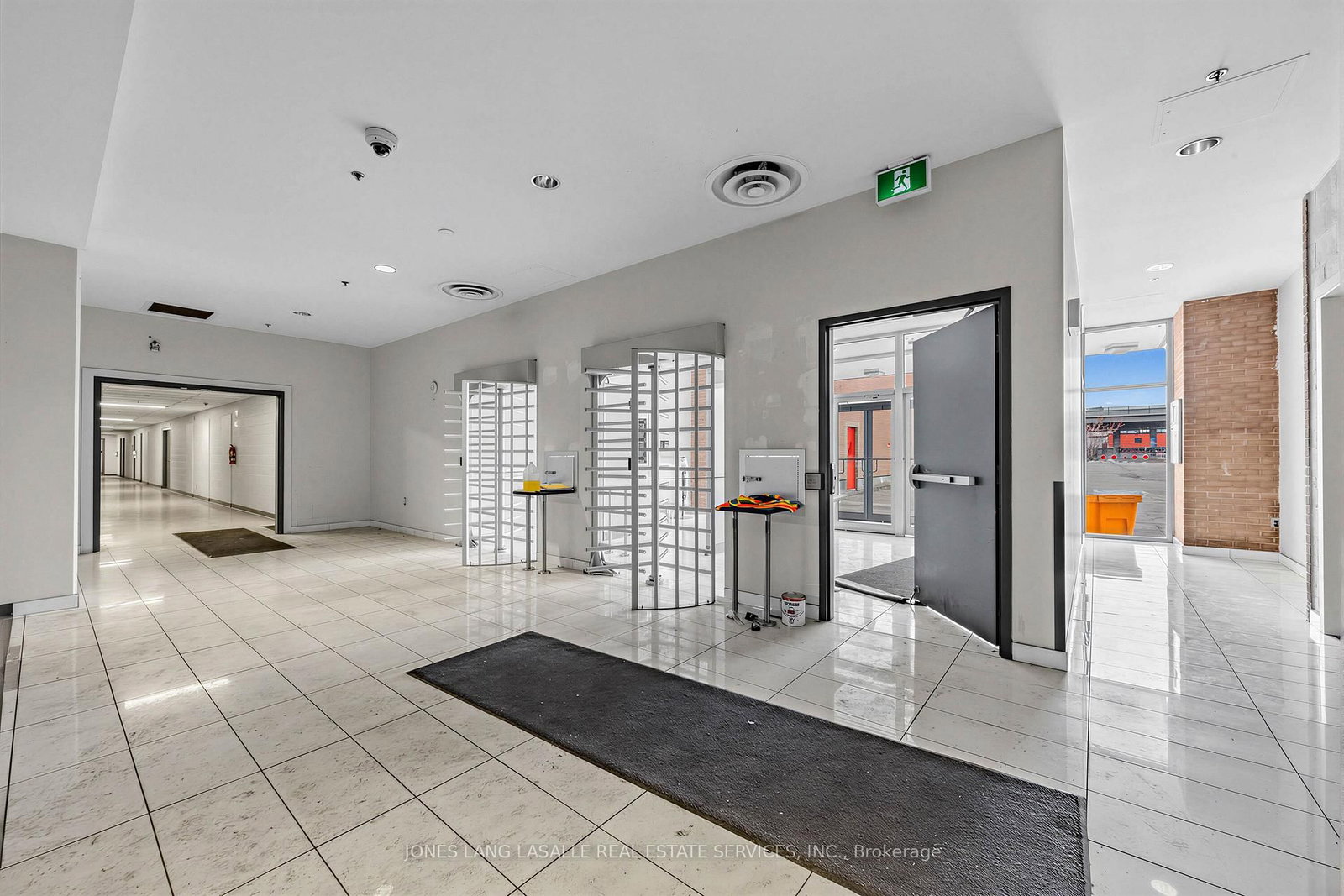 100 Metropolitan Road - Photo 5