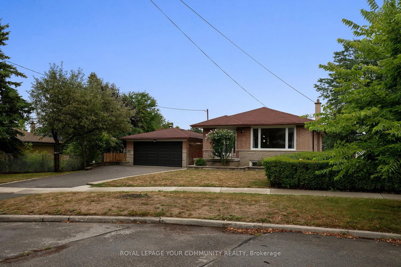 77 Peace Dr, Toronto, M1G 2V3 | Image 2