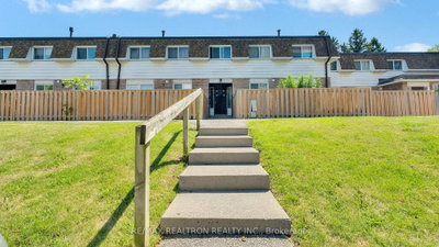 Townhouse leased at 11-Main-730 Cedar Street, Oshawa, Ontario, L1H 4M6 - Lakeview - MLS: E12366179