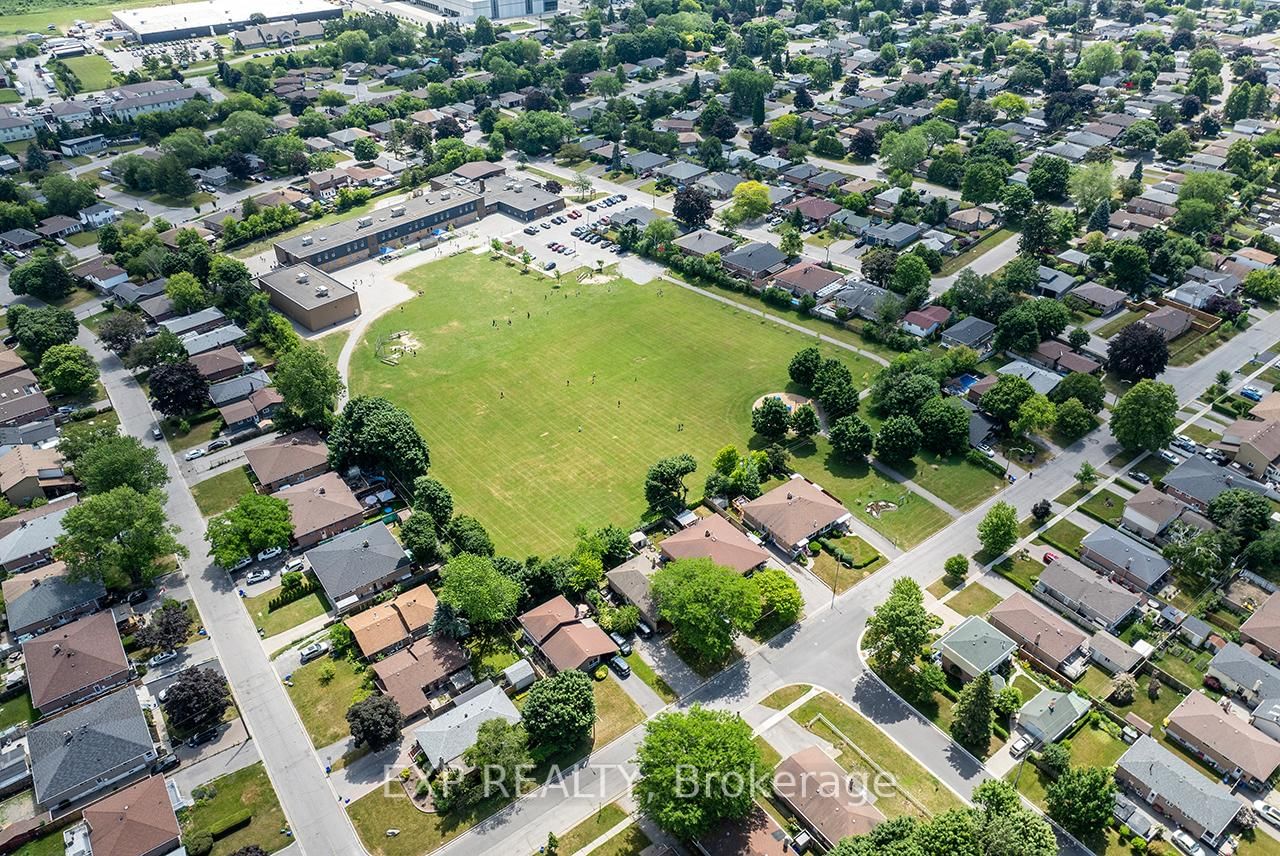 Listing Image 40