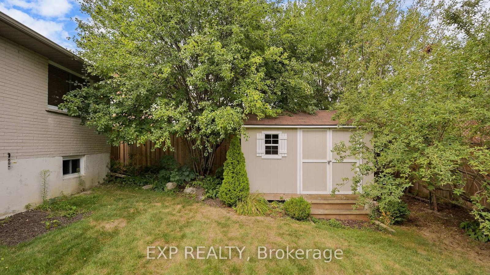 Listing Image 45