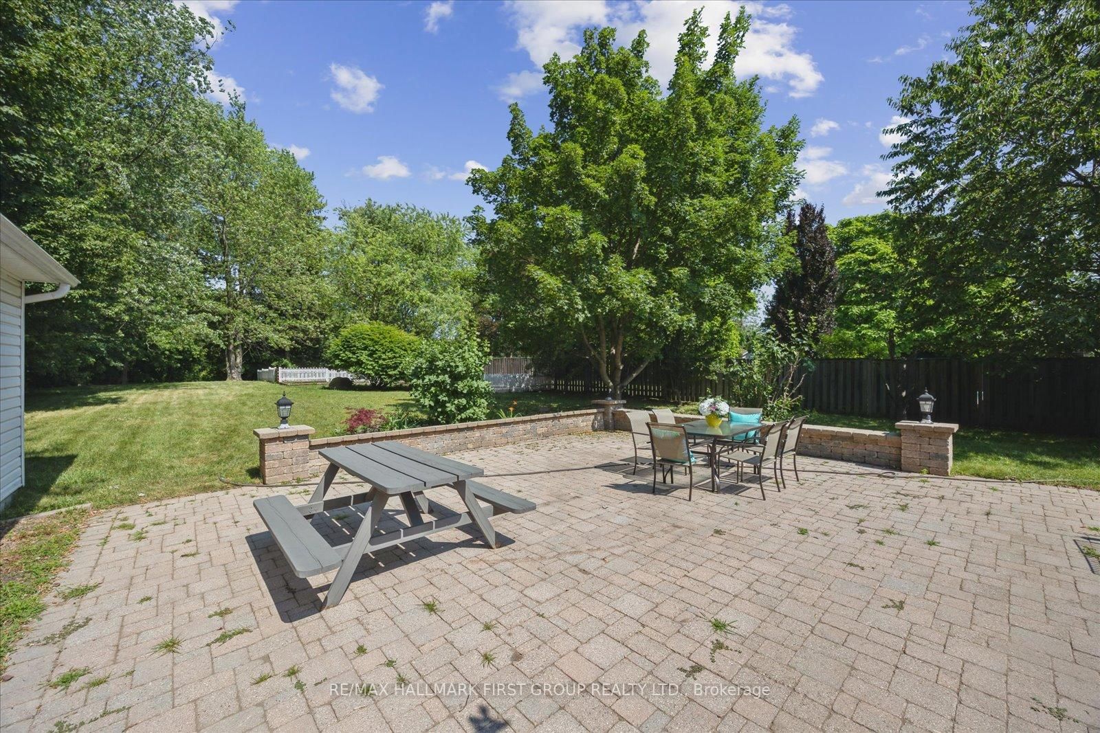 Listing Image 23