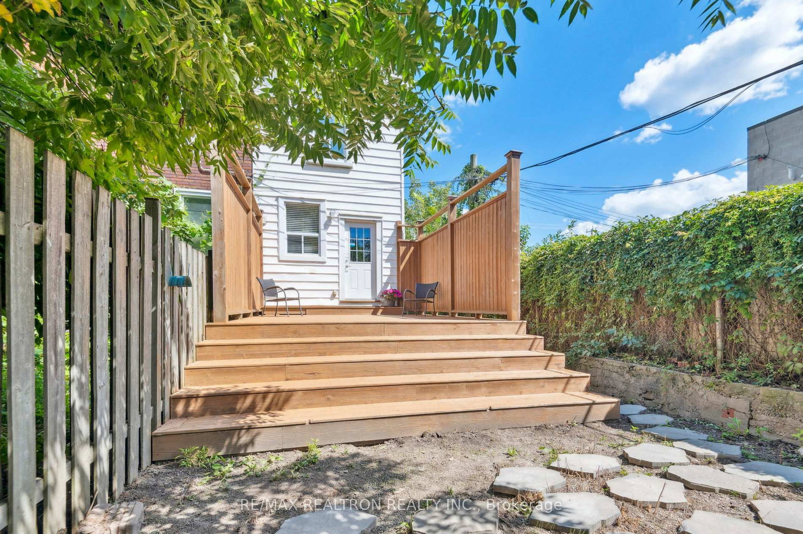Listing Image 48