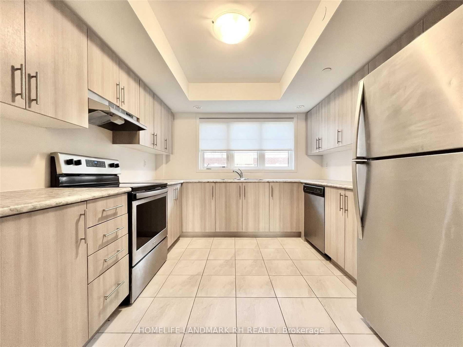 Townhouse leased at 2633 Eaglesham Path, Oshawa, Ontario, L1L 0M7 - Windfields - MLS: E12372076