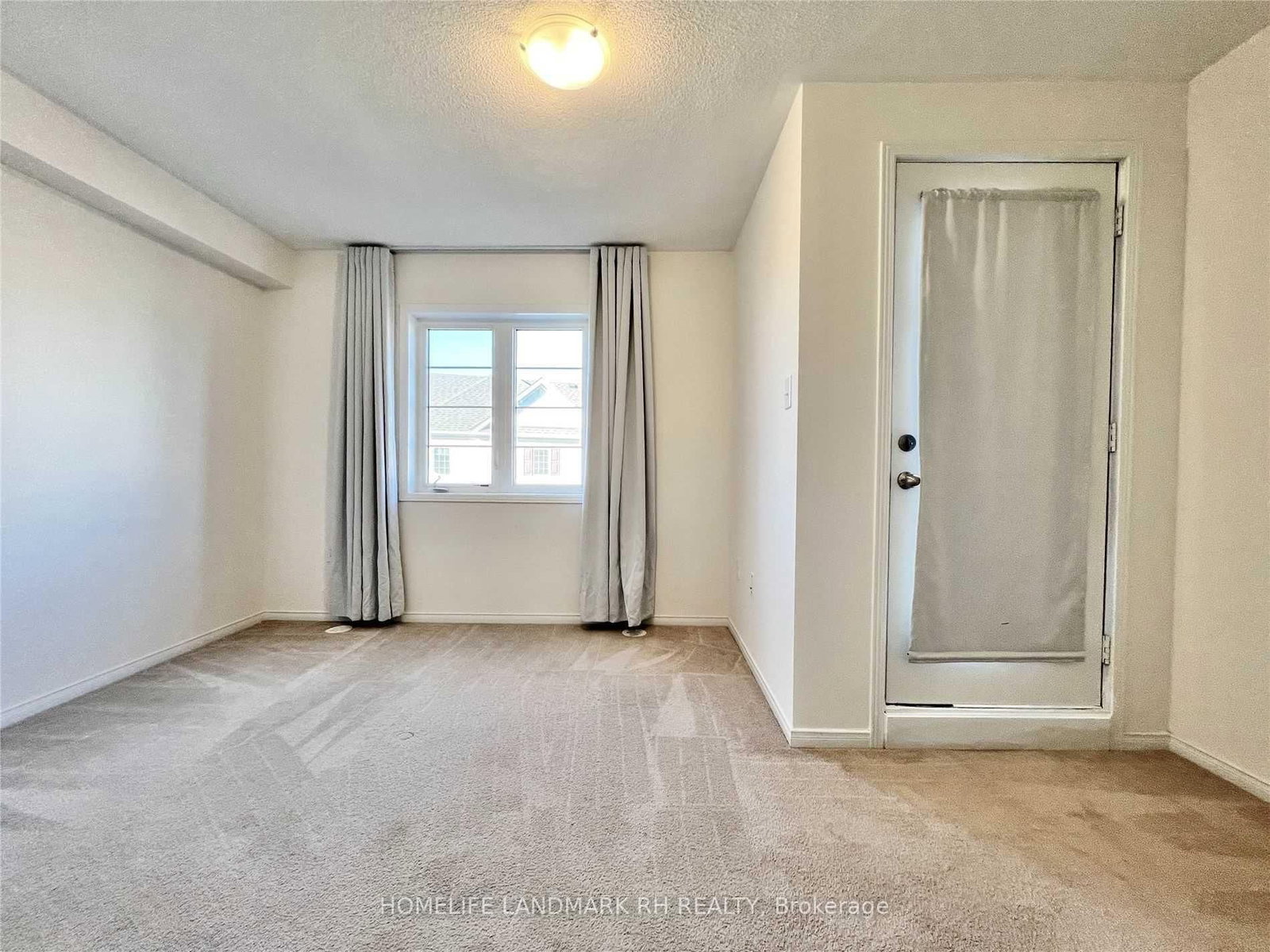 Townhouse leased at 2633 Eaglesham Path, Oshawa, Ontario, L1L 0M7 - Windfields - MLS: E12372076