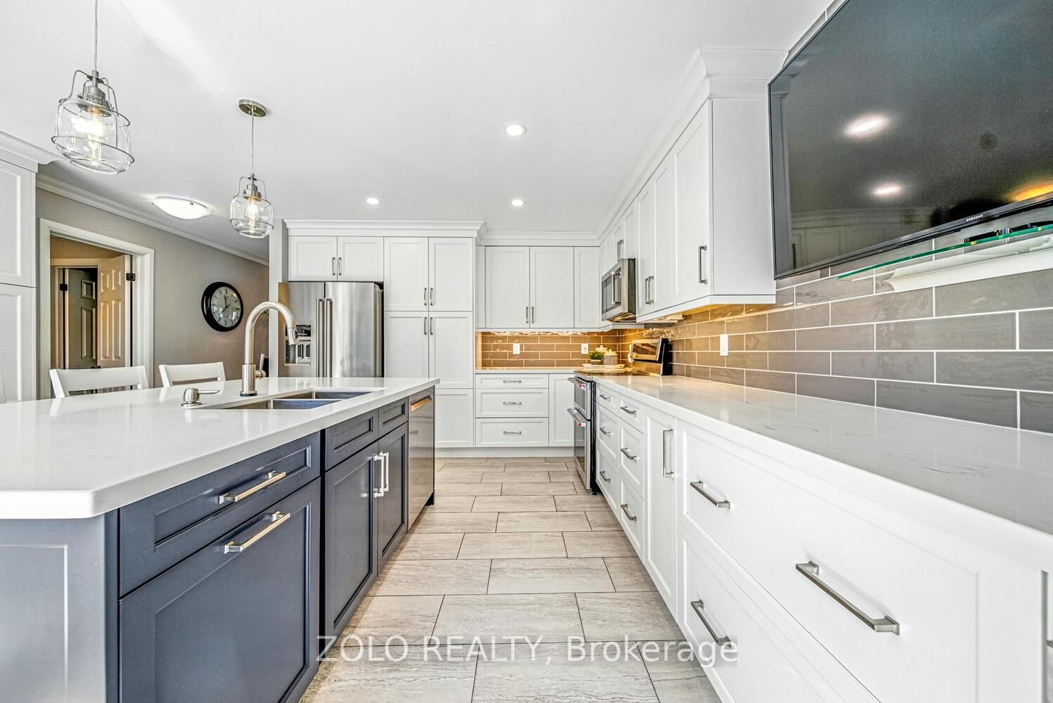 Listing Image 13