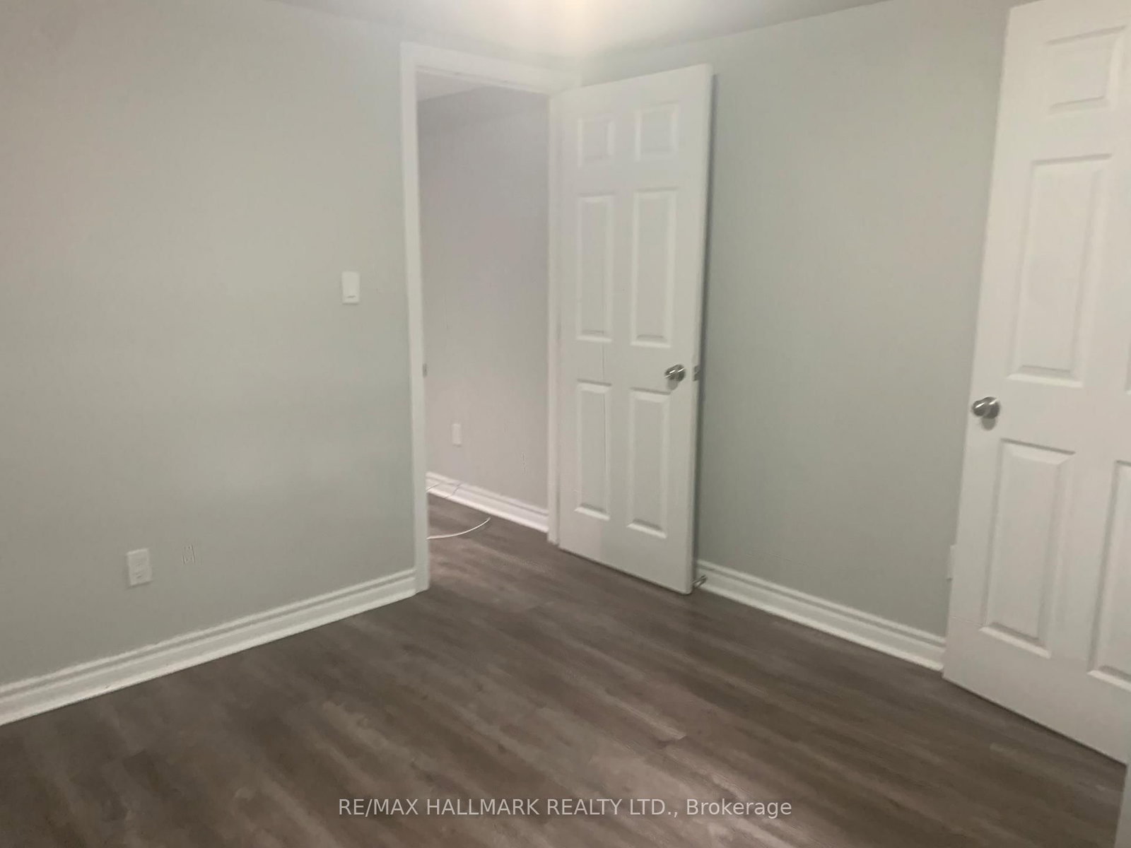 Listing Image 27