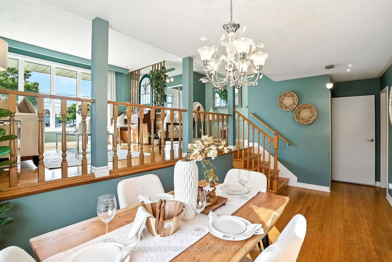 Listing Image 11