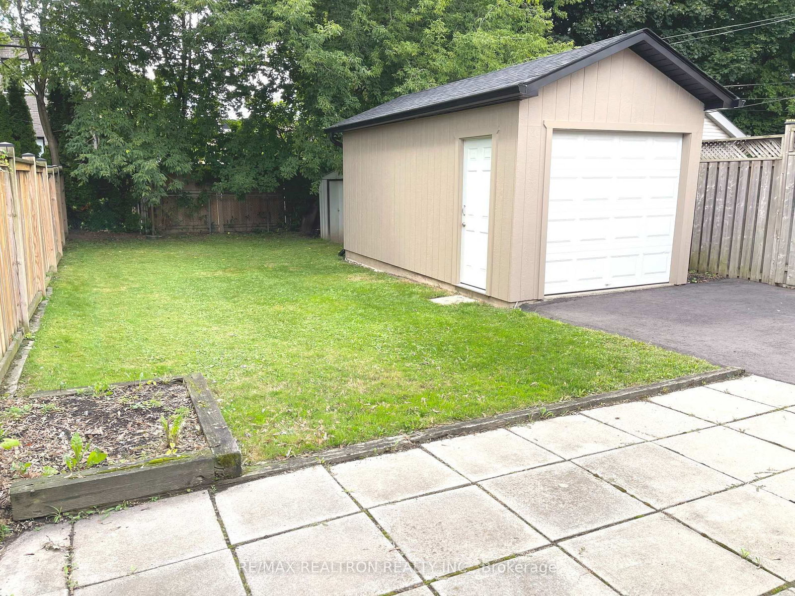 Listing Image 28