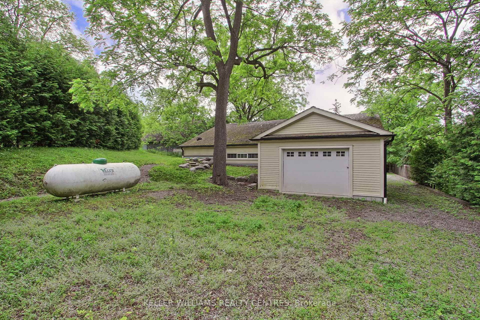 Listing Image 49