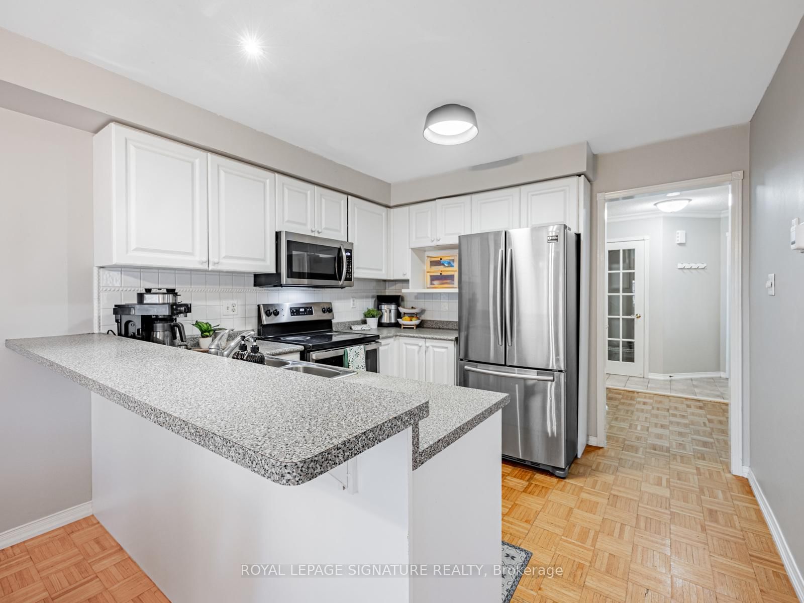 Listing Image 14
