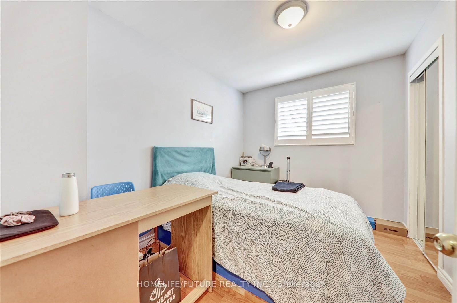 Listing Image 20