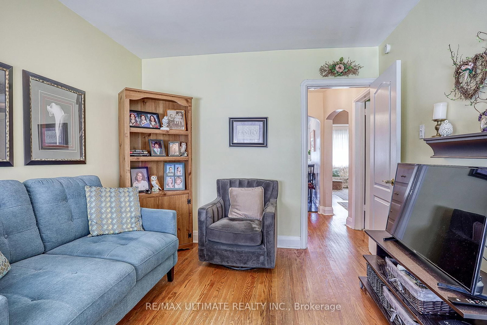 Listing Image 16