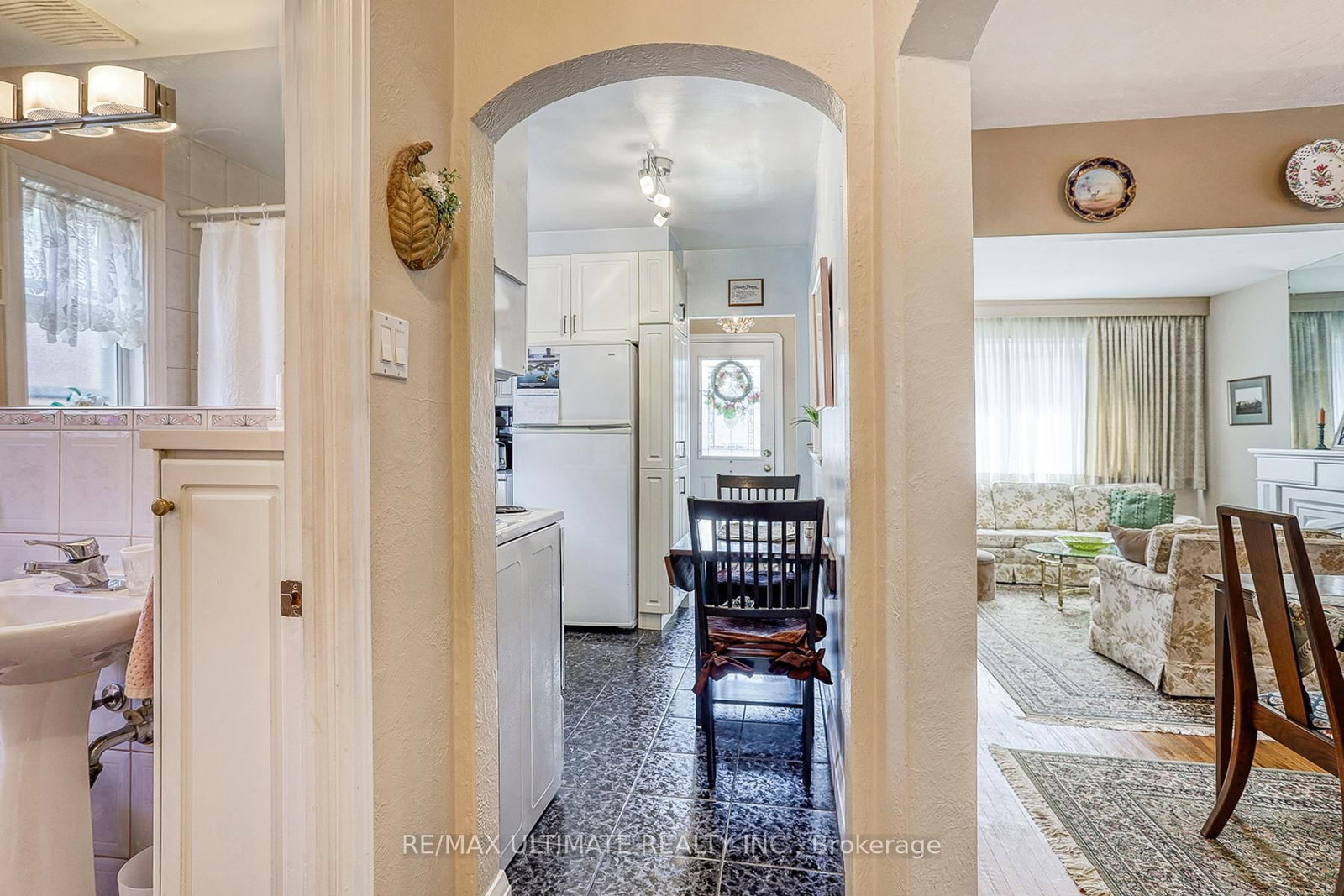 Listing Image 20