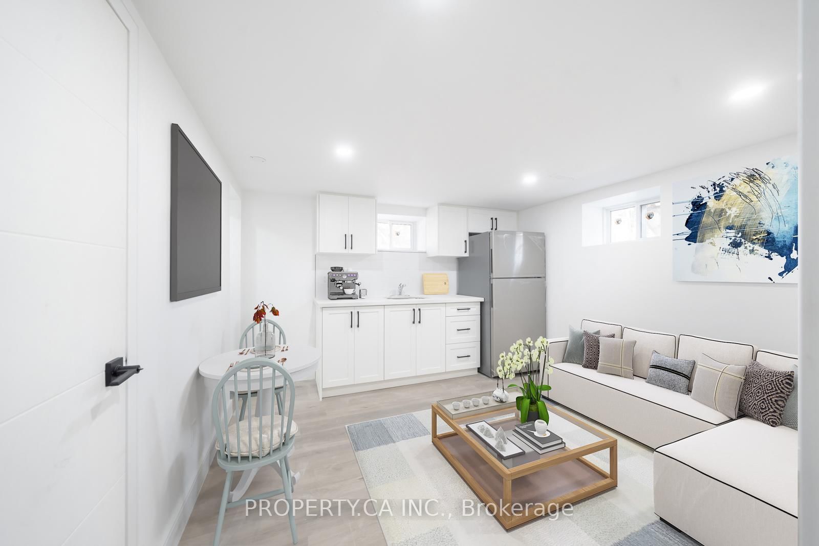 Detached House sold at 33 Moorecroft Crescent, Toronto, Ontario, M1K 3T9 - Ionview - MLS: E12374676