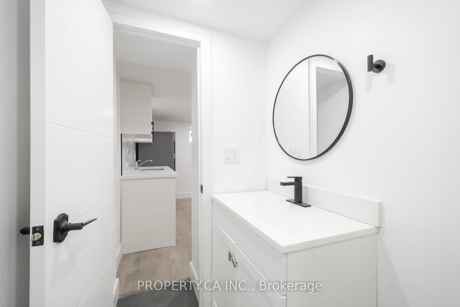 Detached House sold at 33 Moorecroft Crescent, Toronto, Ontario, M1K 3T9 - Ionview - MLS: E12374676