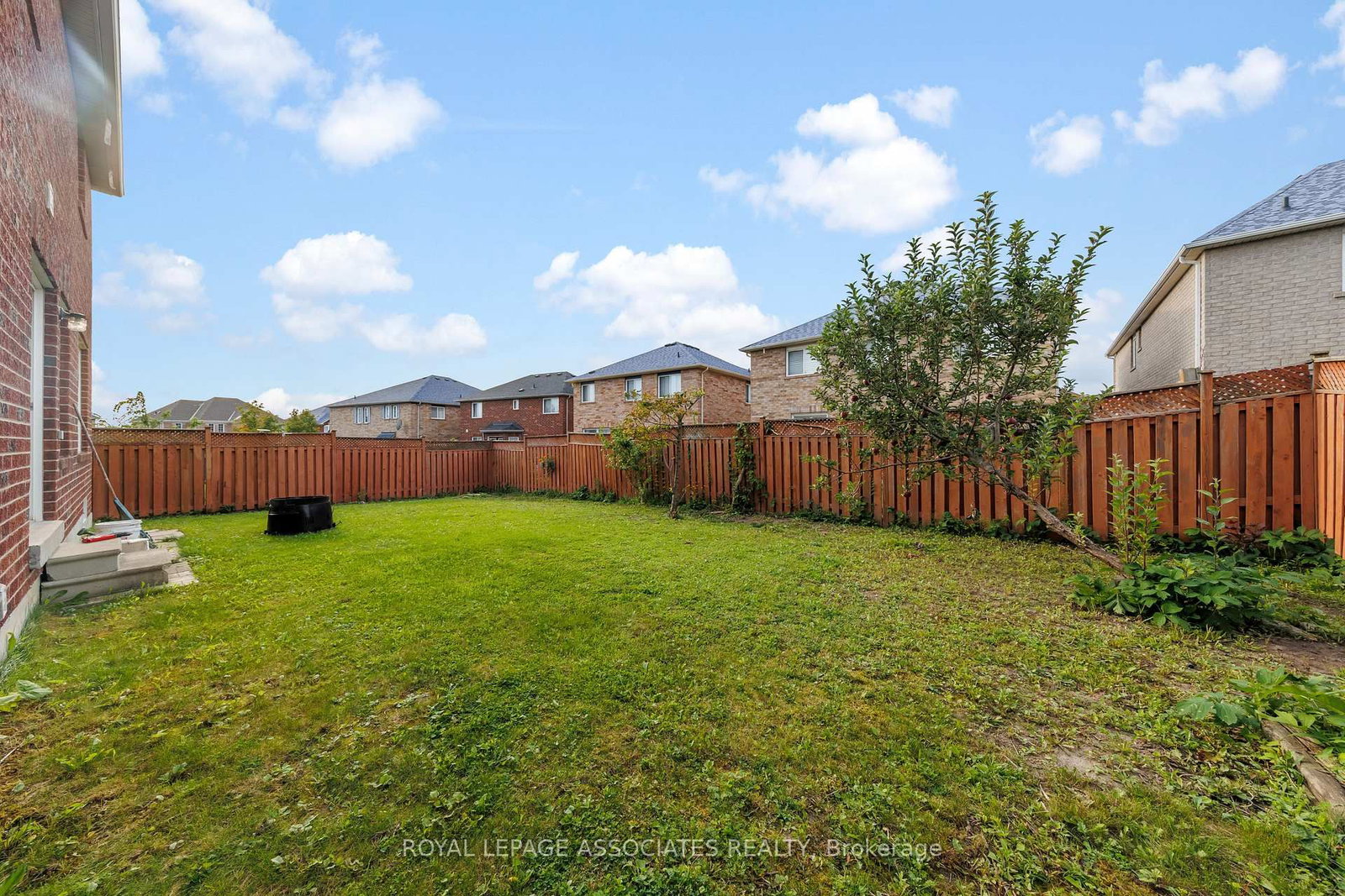 Listing Image 21