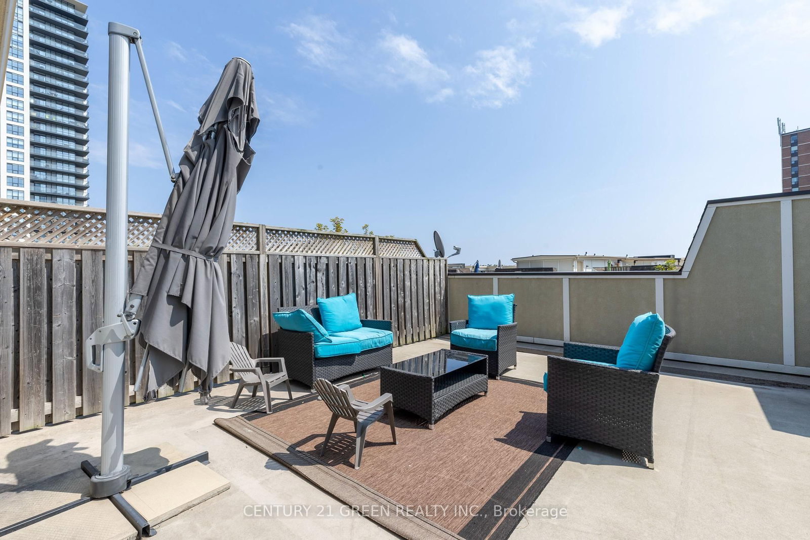 Listing Image 16