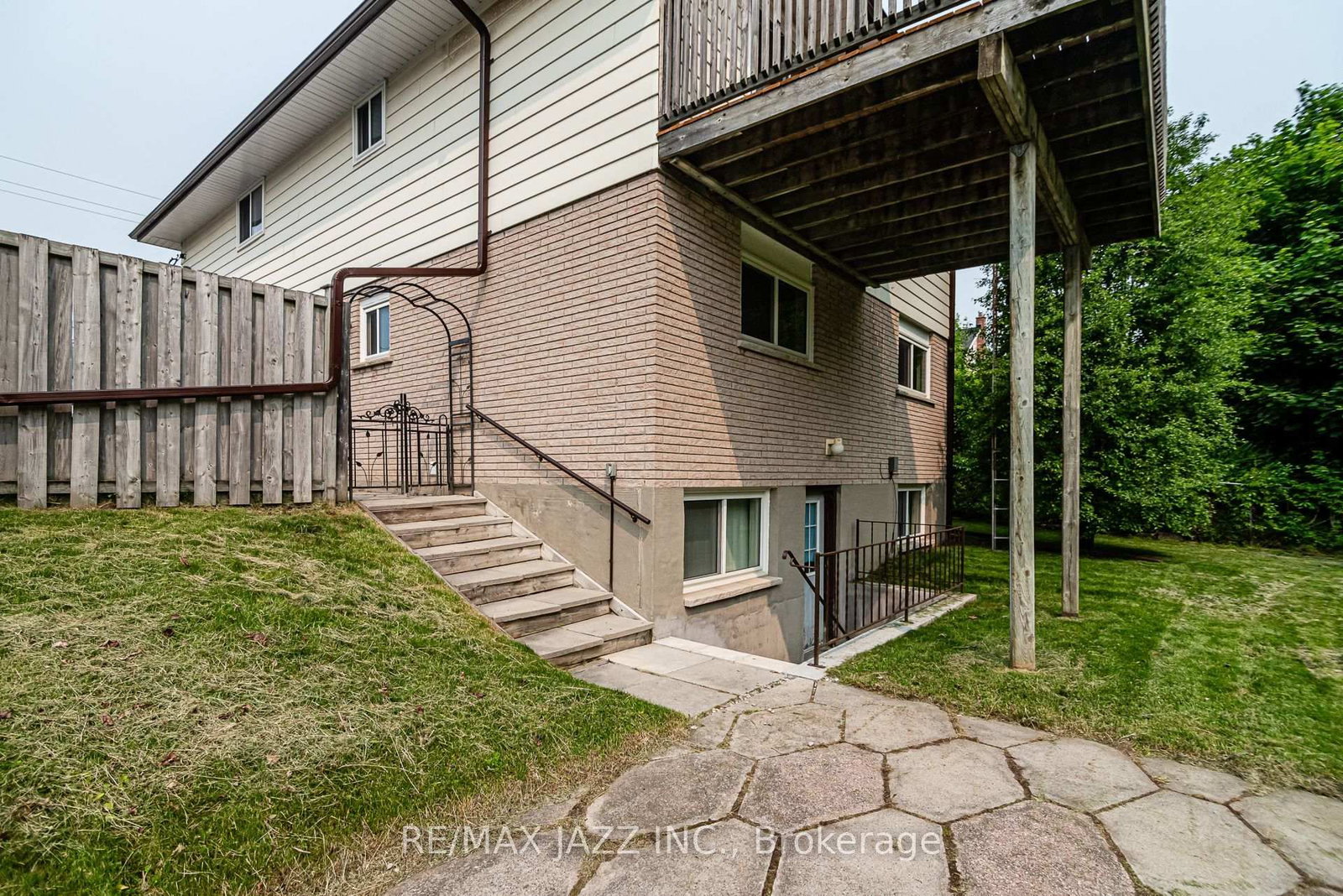 Listing Image 23