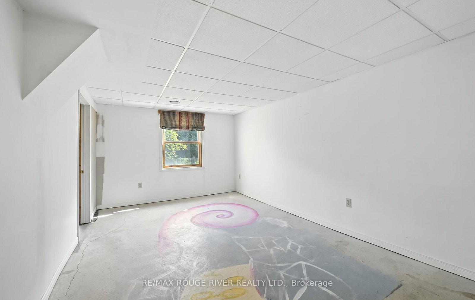 Listing Image 30