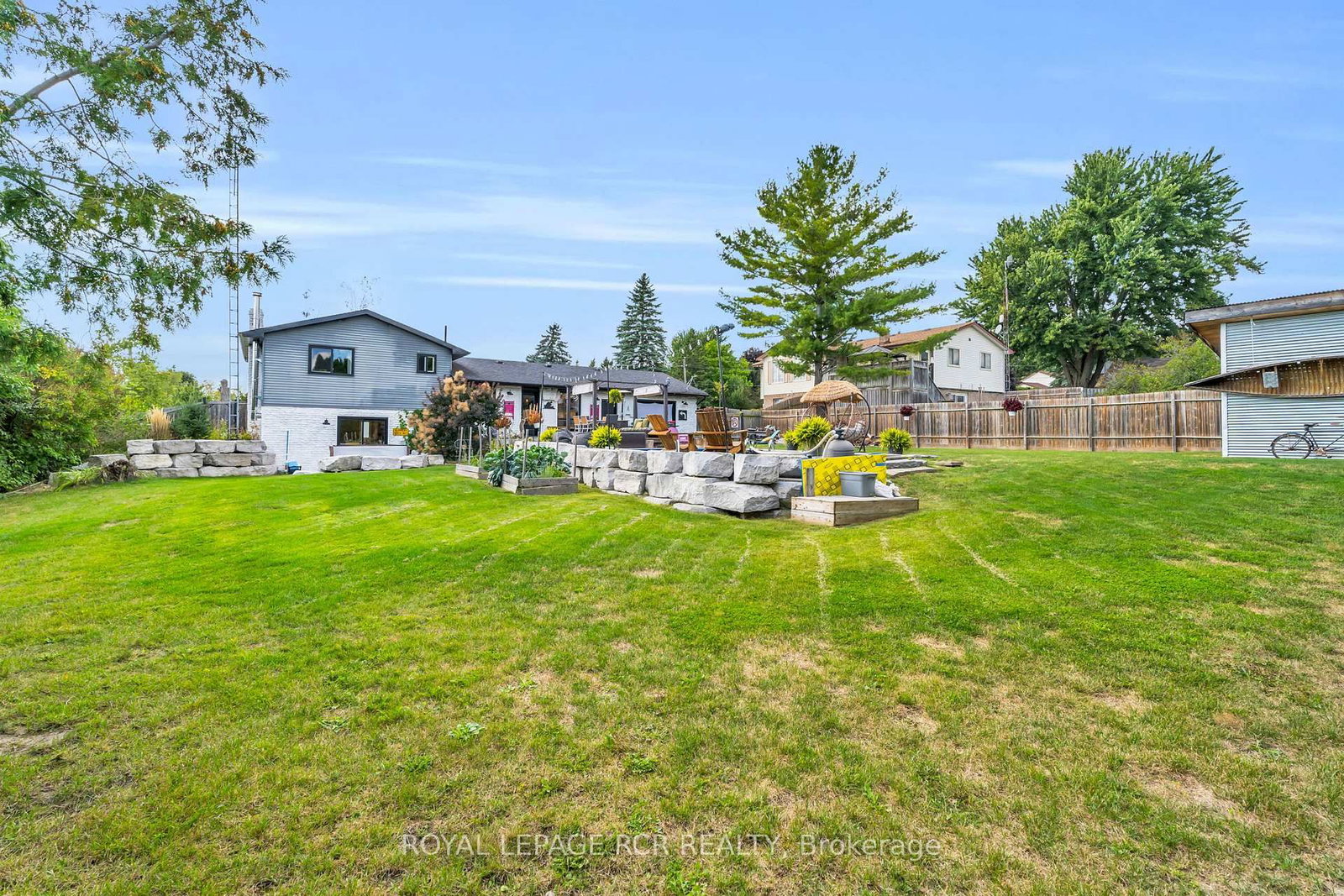 Listing Image 42