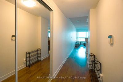 Unit 915 — 38 Lee Centre Drive — photo 2