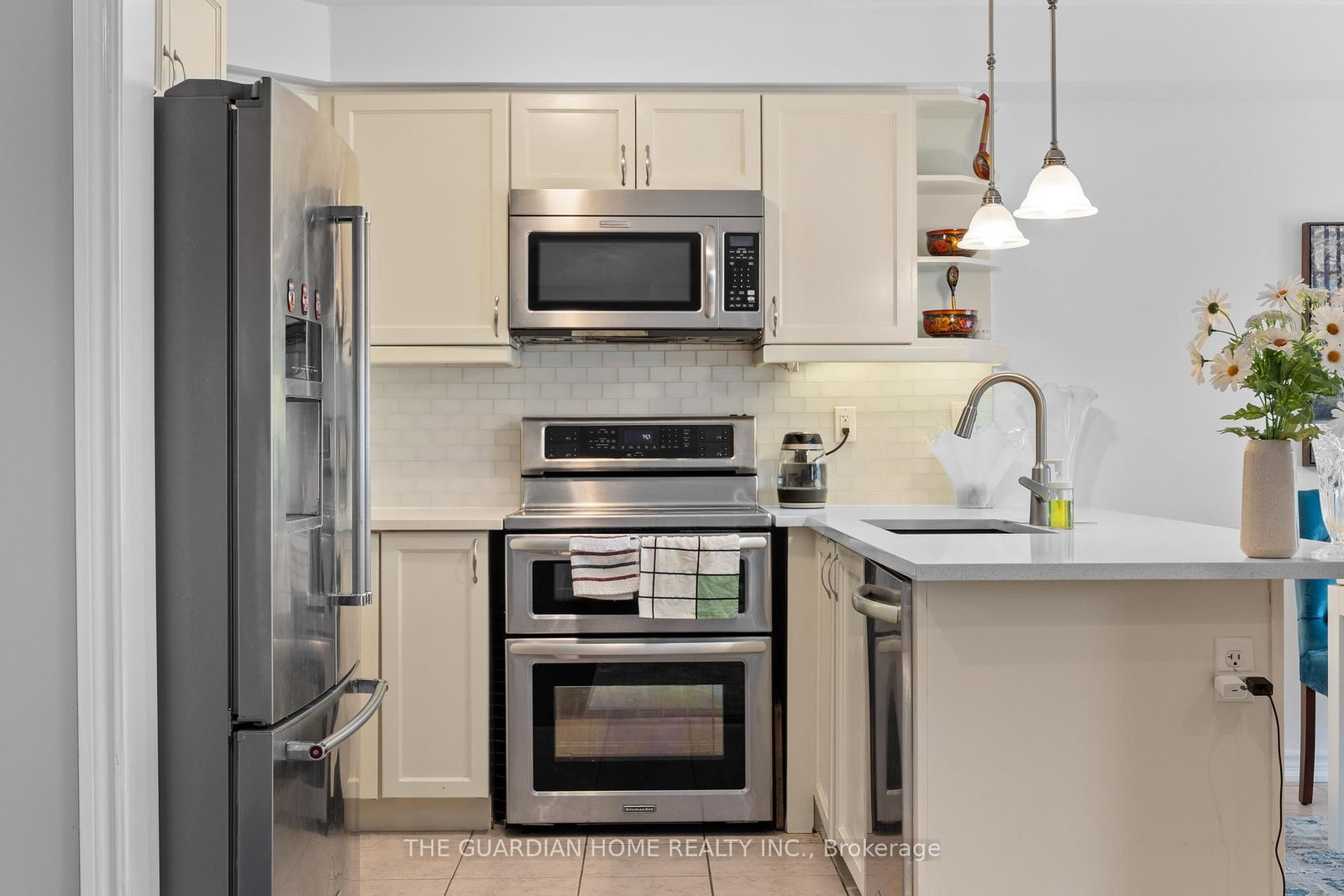 Listing Image 15
