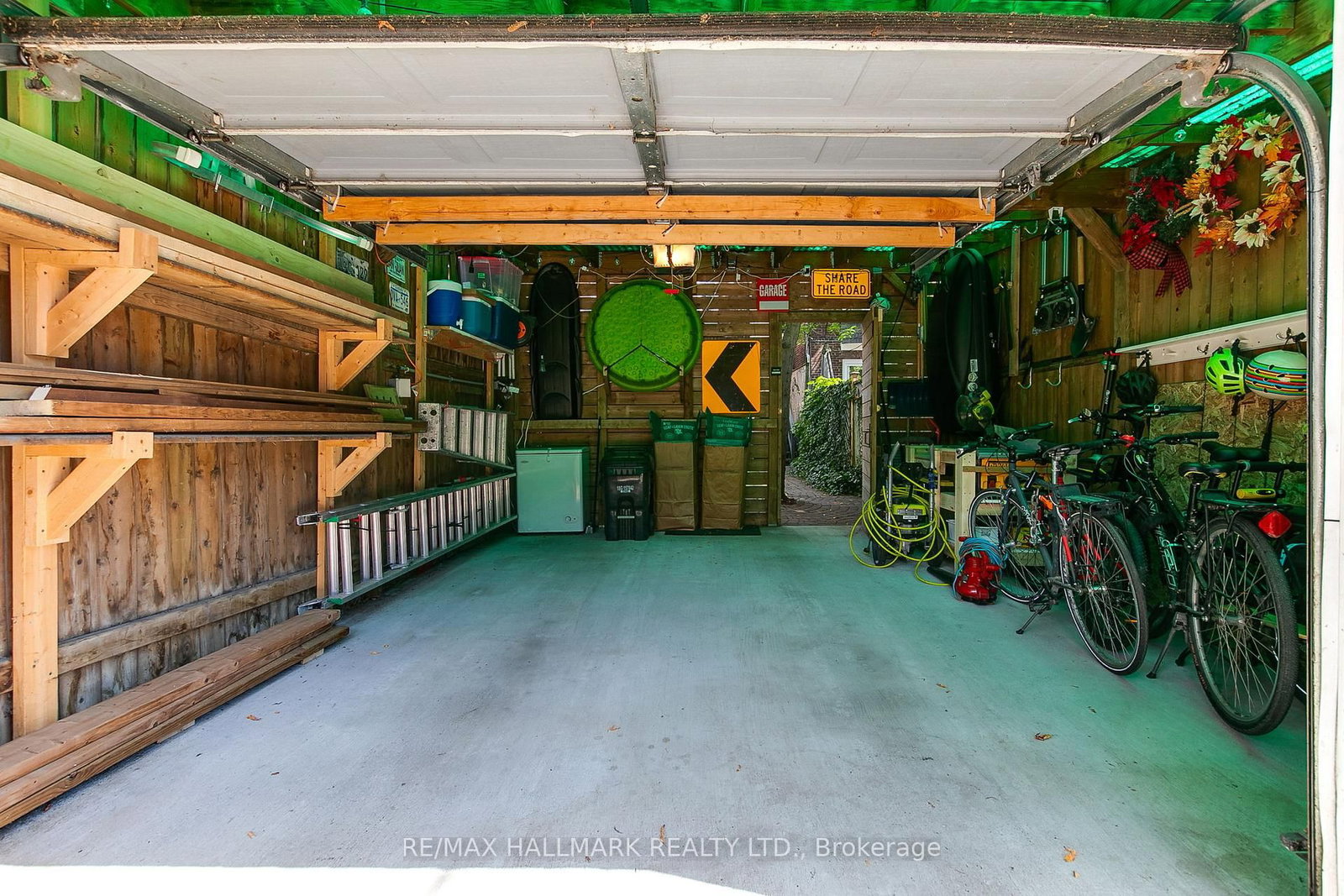 Listing Image 35