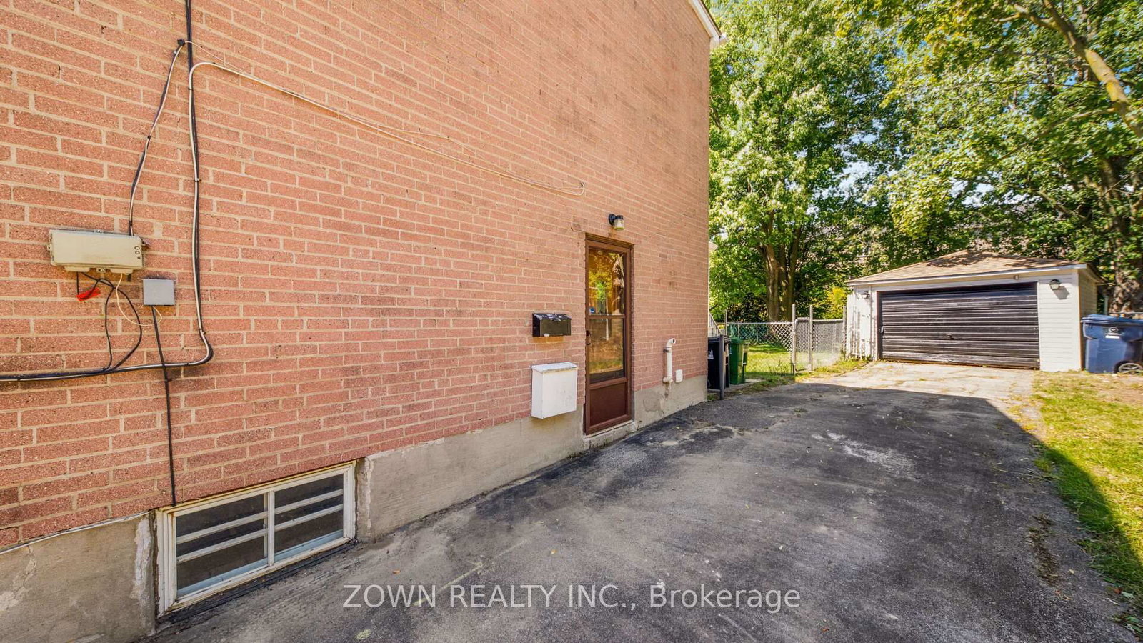 Listing Image 46